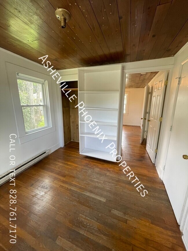 Building Photo - 140-A Fairview Ave.