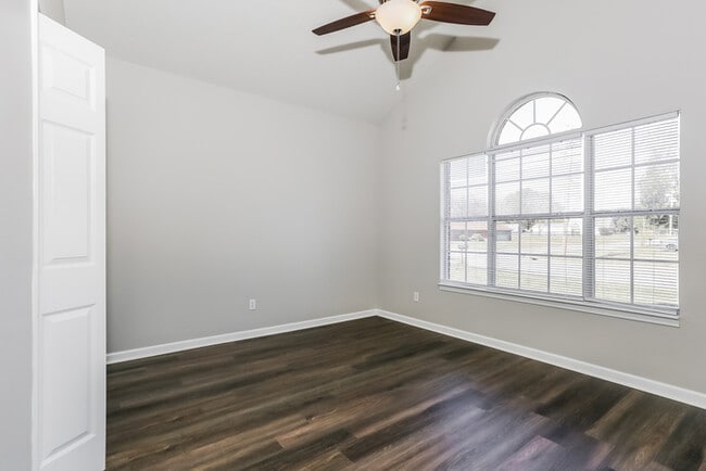 Building Photo - 503 Griffis Rd