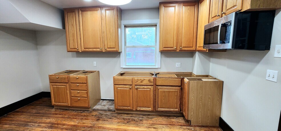 Kitchen - 5537 Whiteford Rd