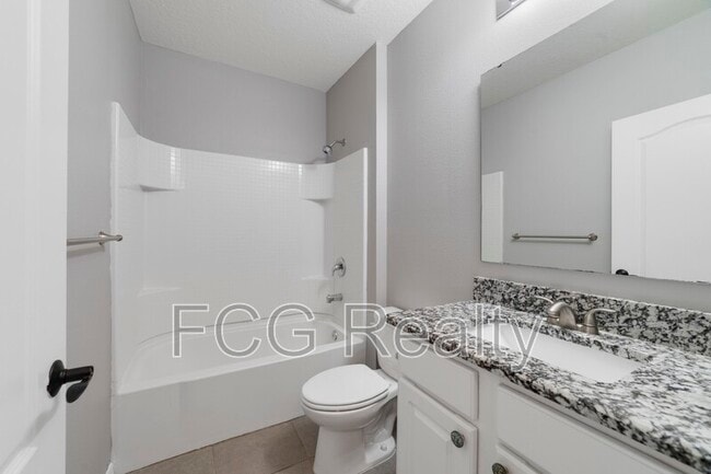 Building Photo - 312 Arbor Lakes Dr