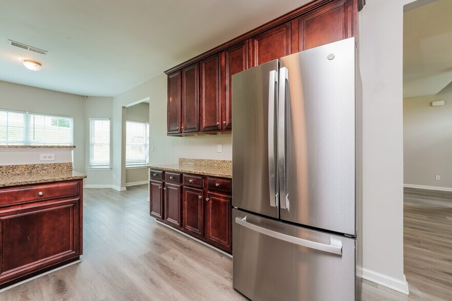 Building Photo - 1471 Ewing Farm Dr