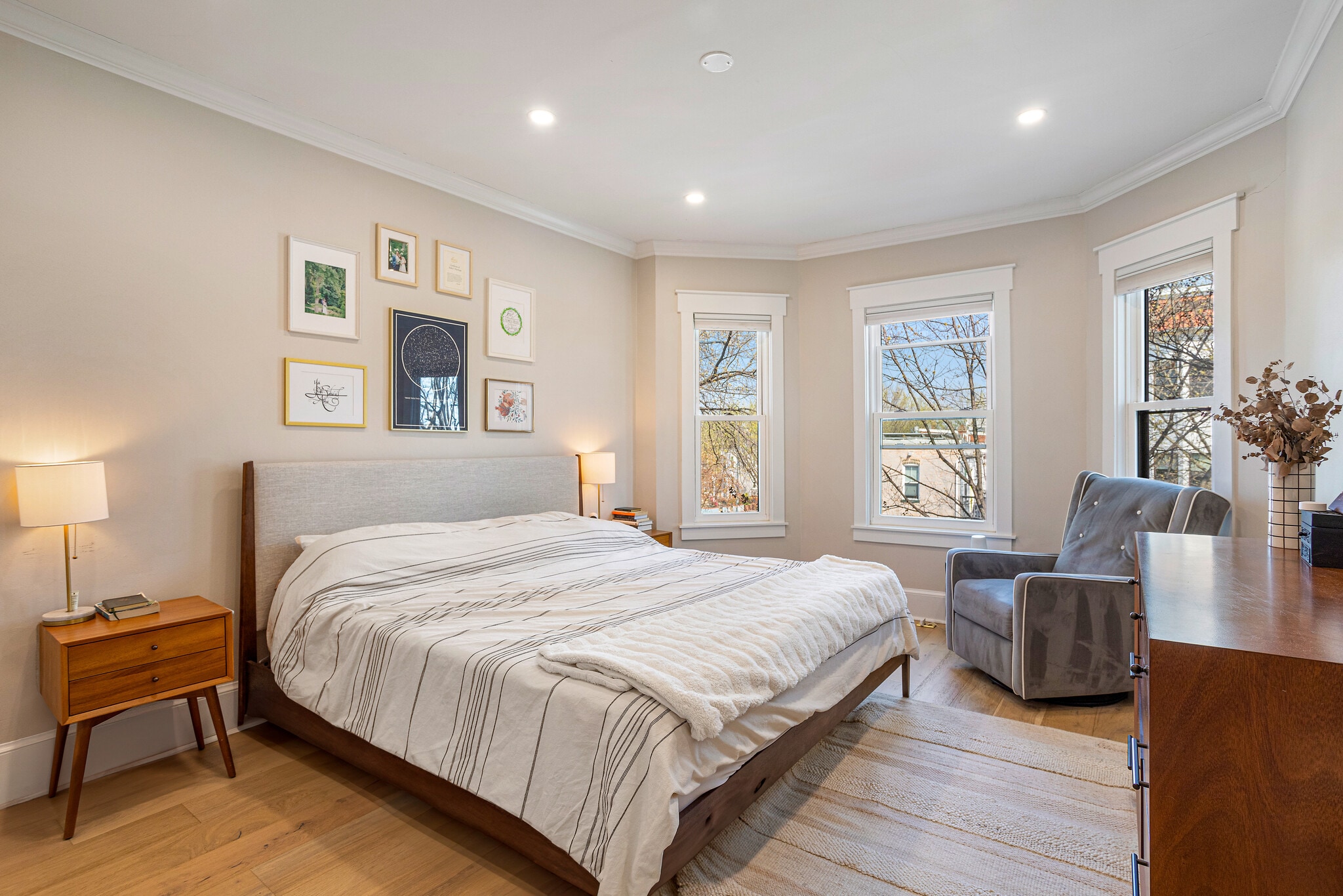 Primary - 118 15th St NE