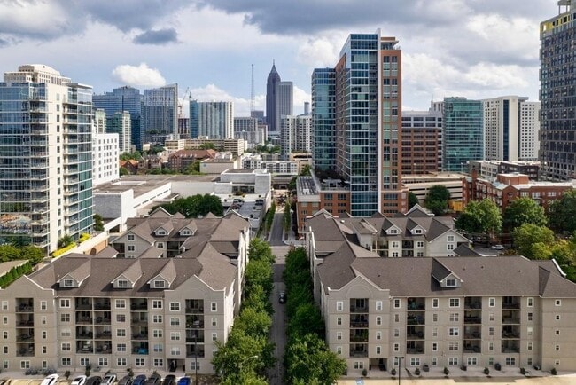 Building Photo - 1075 Peachtree Walk NE