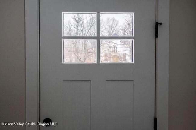 Building Photo - 3004 W Church St