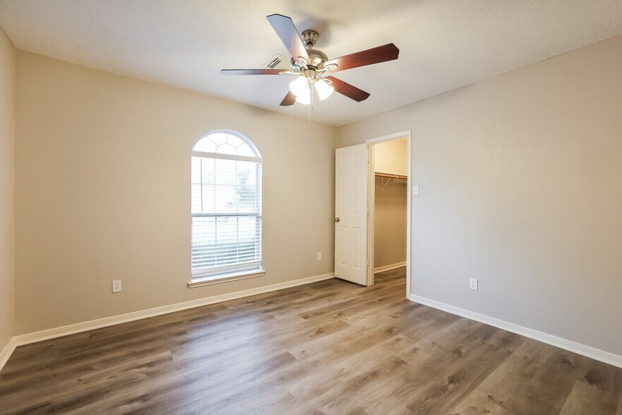 Building Photo - 5113 Orange Blossom Ct