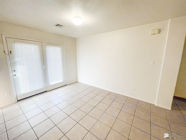 Building Photo - 10191 E 35th Pl