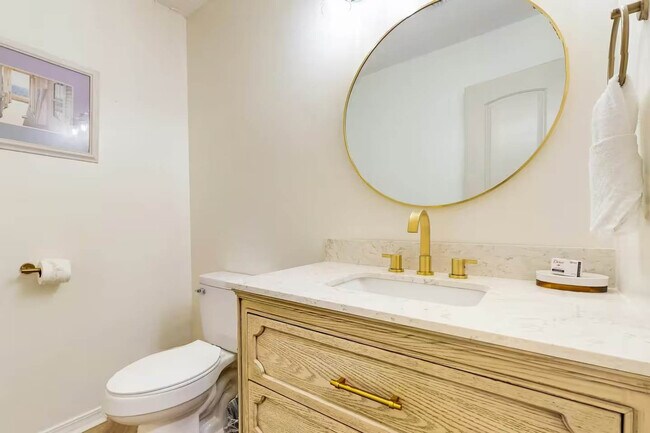 Building Photo - 5111 Keystone Dr