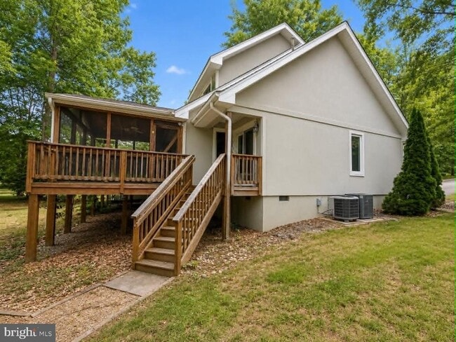 Building Photo - 970 Lake Heritage Dr