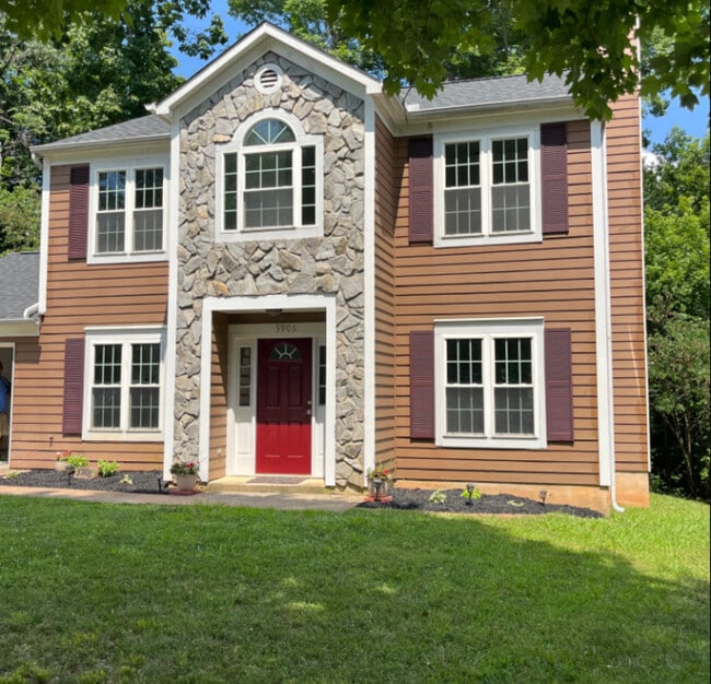 Building Photo - 5906 Black Bear Ct