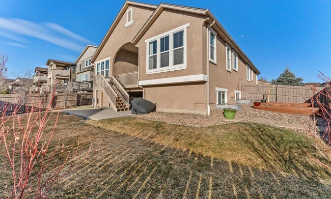 Building Photo - Cordera Home within walking to D20 Schools...