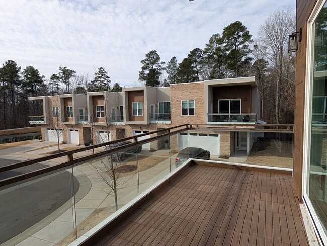 Building Photo - 4018 Southpoint Lndg Wy