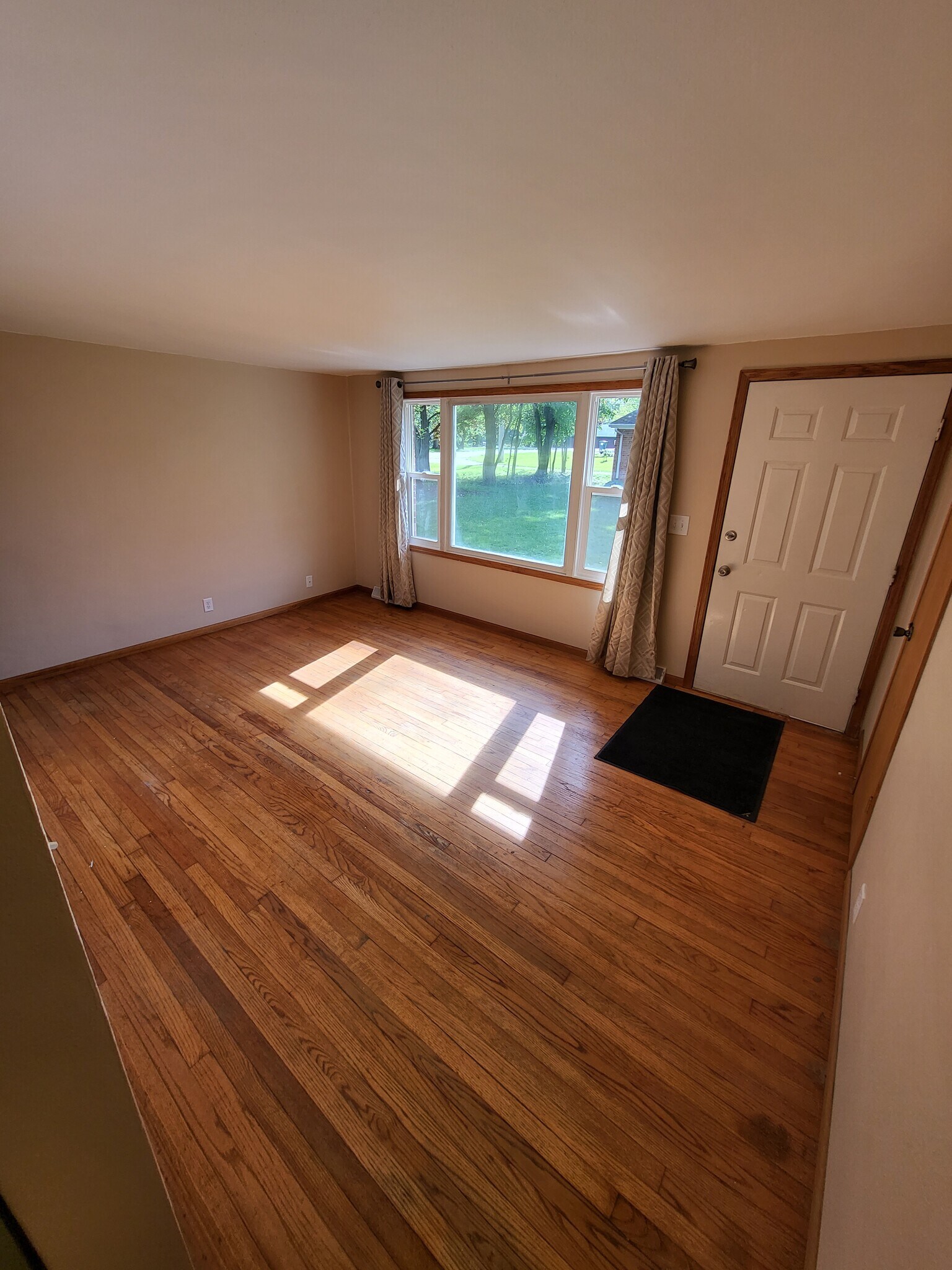 Building Photo - 6610 Carman Dr