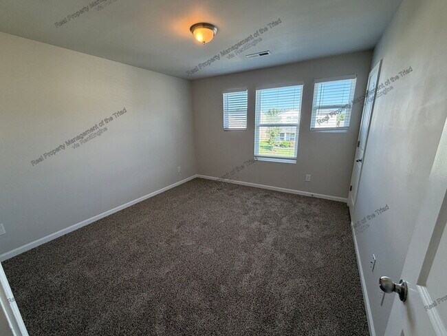 Building Photo - 4116 Devonwood Ct