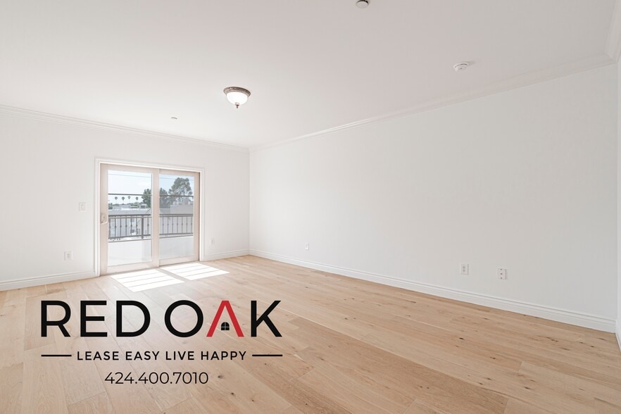 Building Photo - 11848 Kiowa Ave