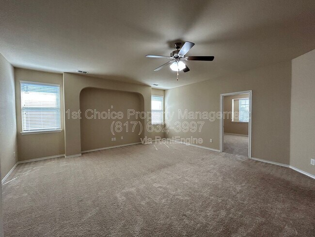 Building Photo - 15736 Barton Ridge Dr