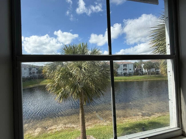 Building Photo - 9645 NW 1st Ct