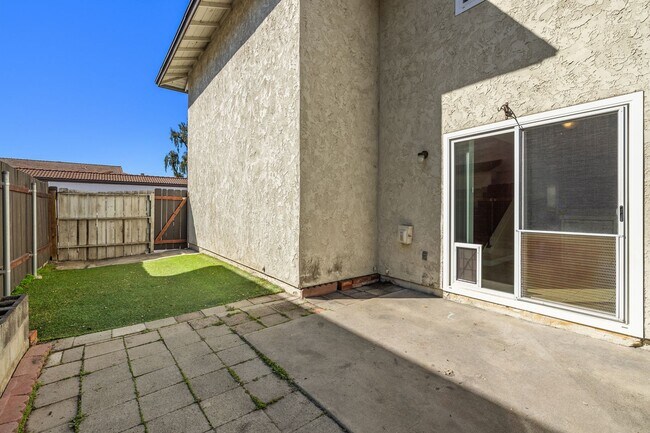 Building Photo - PEAC87