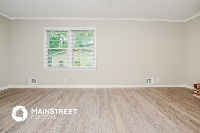 Building Photo - 188 Bridgewood Dr SE