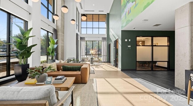 Building Photo - 4312 Yancey Rd