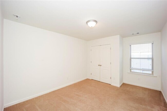 Building Photo - 7638 Bucknell Terrace