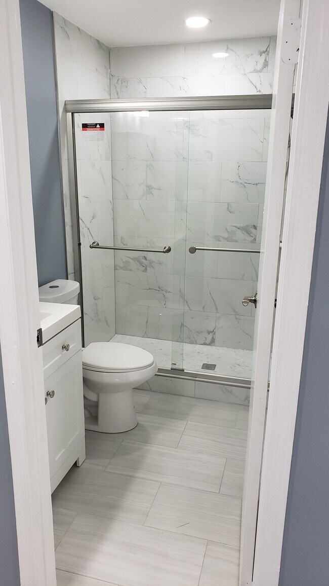 Building Photo - 2421 Old Stone Mill Dr