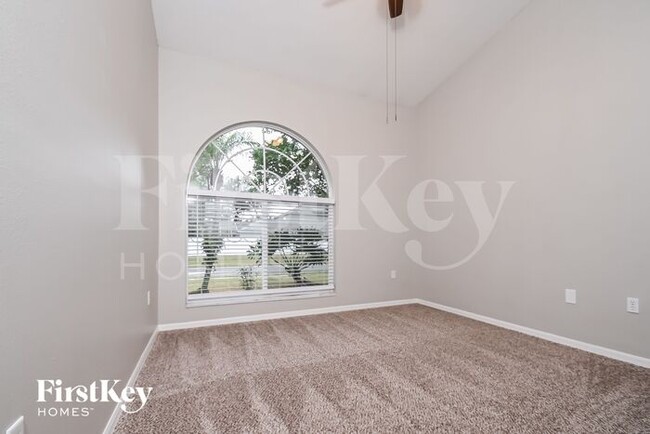 Building Photo - 4527 Gentrice Dr
