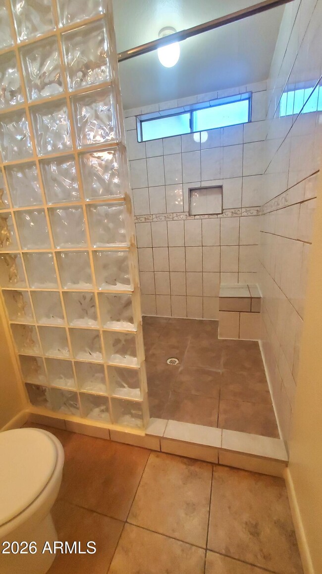 Building Photo - 4776 W Vía Cynthia