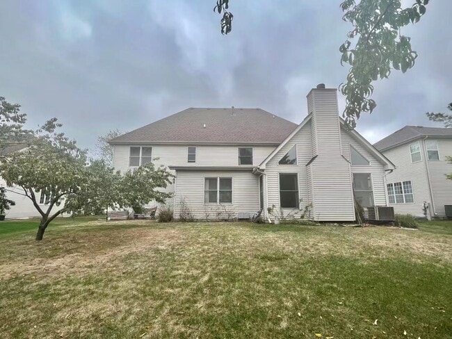 Building Photo - 780 Sigmund Rd