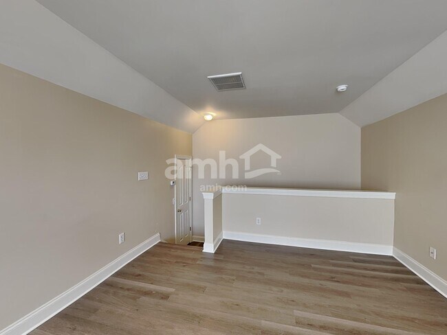 Building Photo - 15721 Seafield Ln