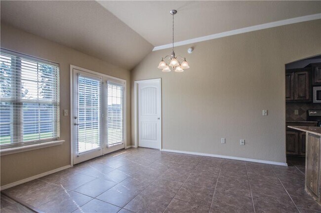 Building Photo - 3009 SW Gumleaf Rd