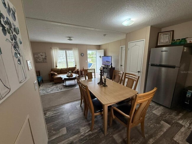 Building Photo - 31047 Scrub Oak Ln