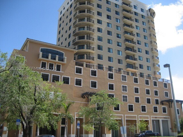 Building Photo - 4242 NW 2nd St