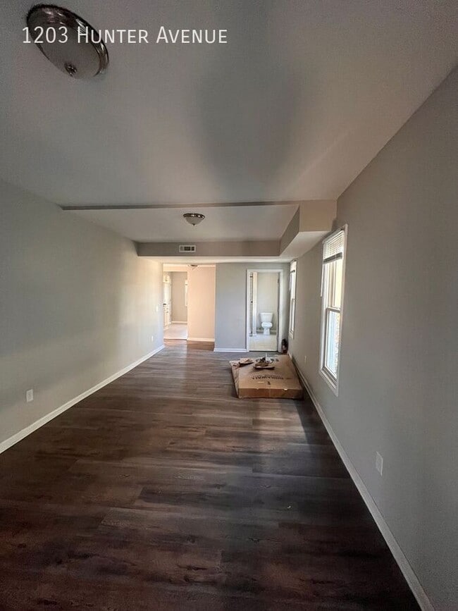 Building Photo - 1203 Hunter Ave