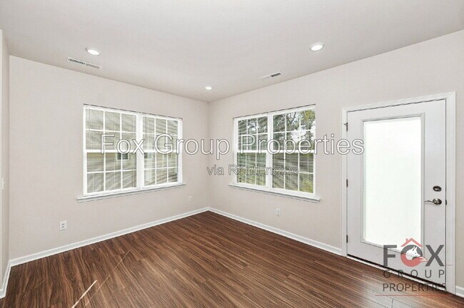 Building Photo - 3024 Findley Rd