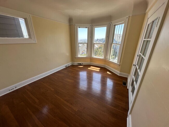 Building Photo - 3782 16th St