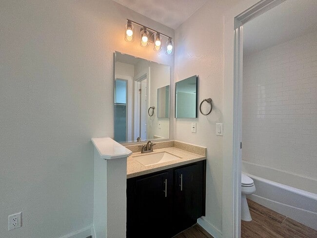 Building Photo - Brown Bark