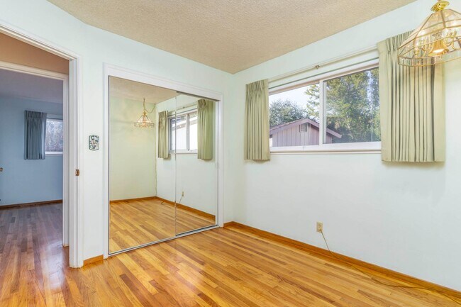 Building Photo - 2315 Hoytt Ct