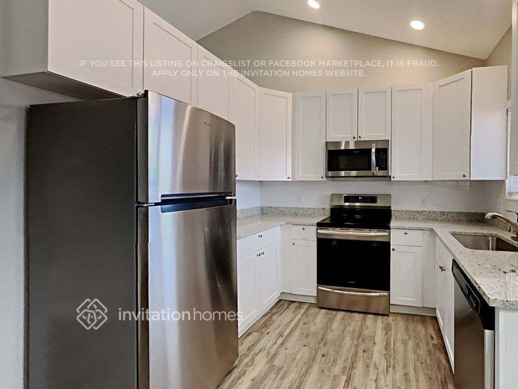 Building Photo - 778 Progress Dr