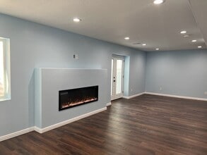 Building Photo - 7059 W Shaffer Ct