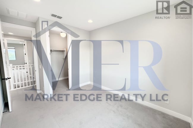 Building Photo - 3Bed/2.5Bath House at Deer Valley/Cave Creek Rd! $4995 Move-In Special! Ready for Immediate Move-In!