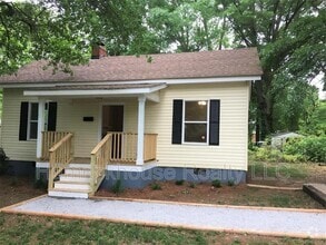 Building Photo - 531 Costner St