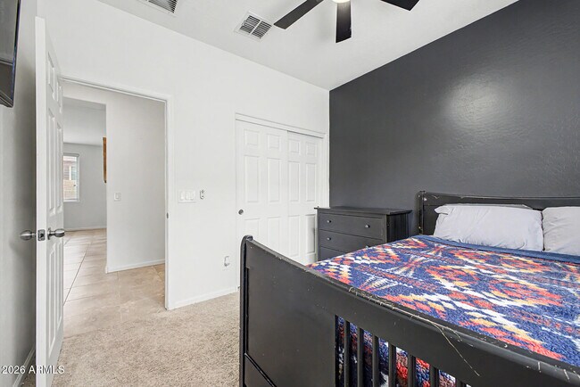Building Photo - 3514 E Cowboy Cove Trail