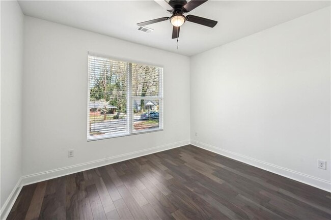 Building Photo - 3087 Alston Dr