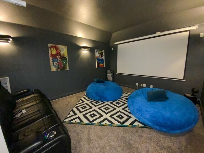 Building Photo - 456 Turning Stone