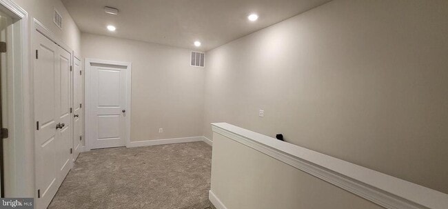 Building Photo - 4940 MacDonough Pl