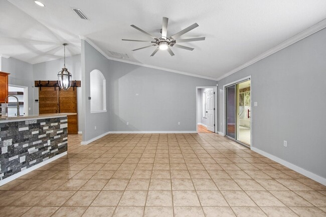 Building Photo - 7194 Blue Jack Dr