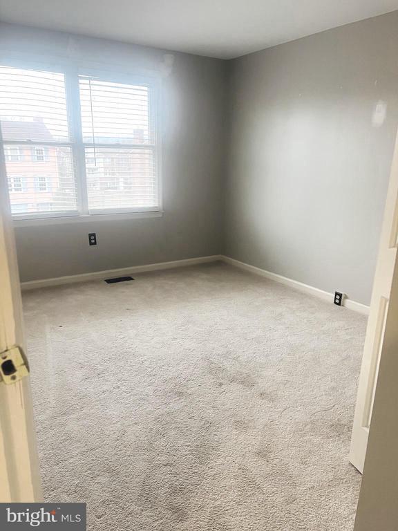 Building Photo - 8024 Hollow Reed Ct