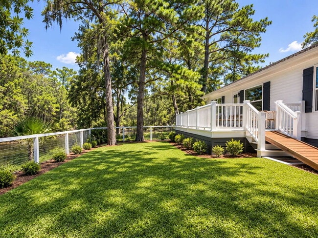 Building Photo - "Charming 3-Bed Waterfront Retreat with Scenic Views & Granite Countertops on Saint Helena Island"
