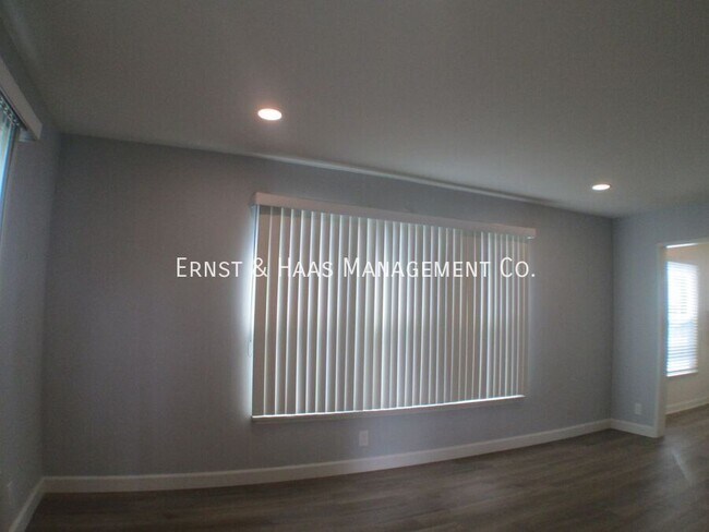 Building Photo - 4529 N Banner Dr