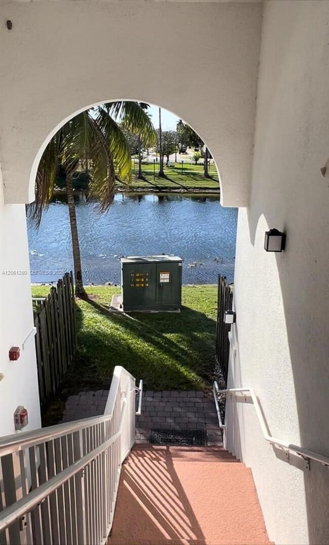 Building Photo - 8760 NW 97th Ave